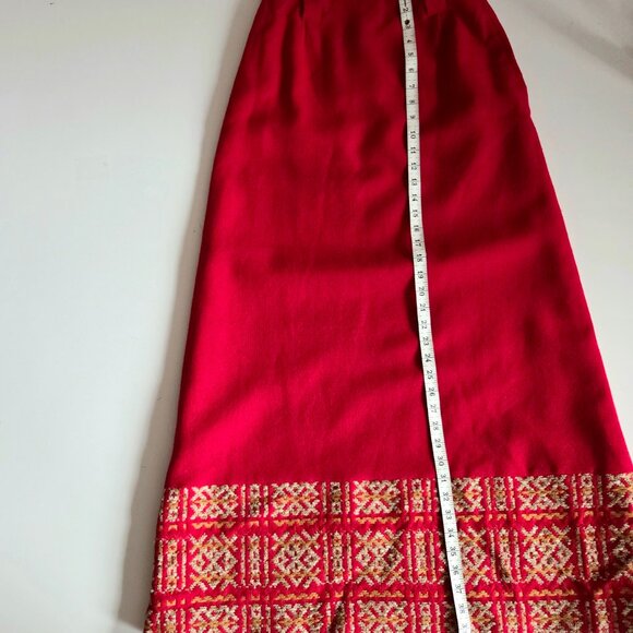 Vintage Arola 100% wool red high waisted maxi bohemian skirt. Made in Finland. - Picture 9 of 9